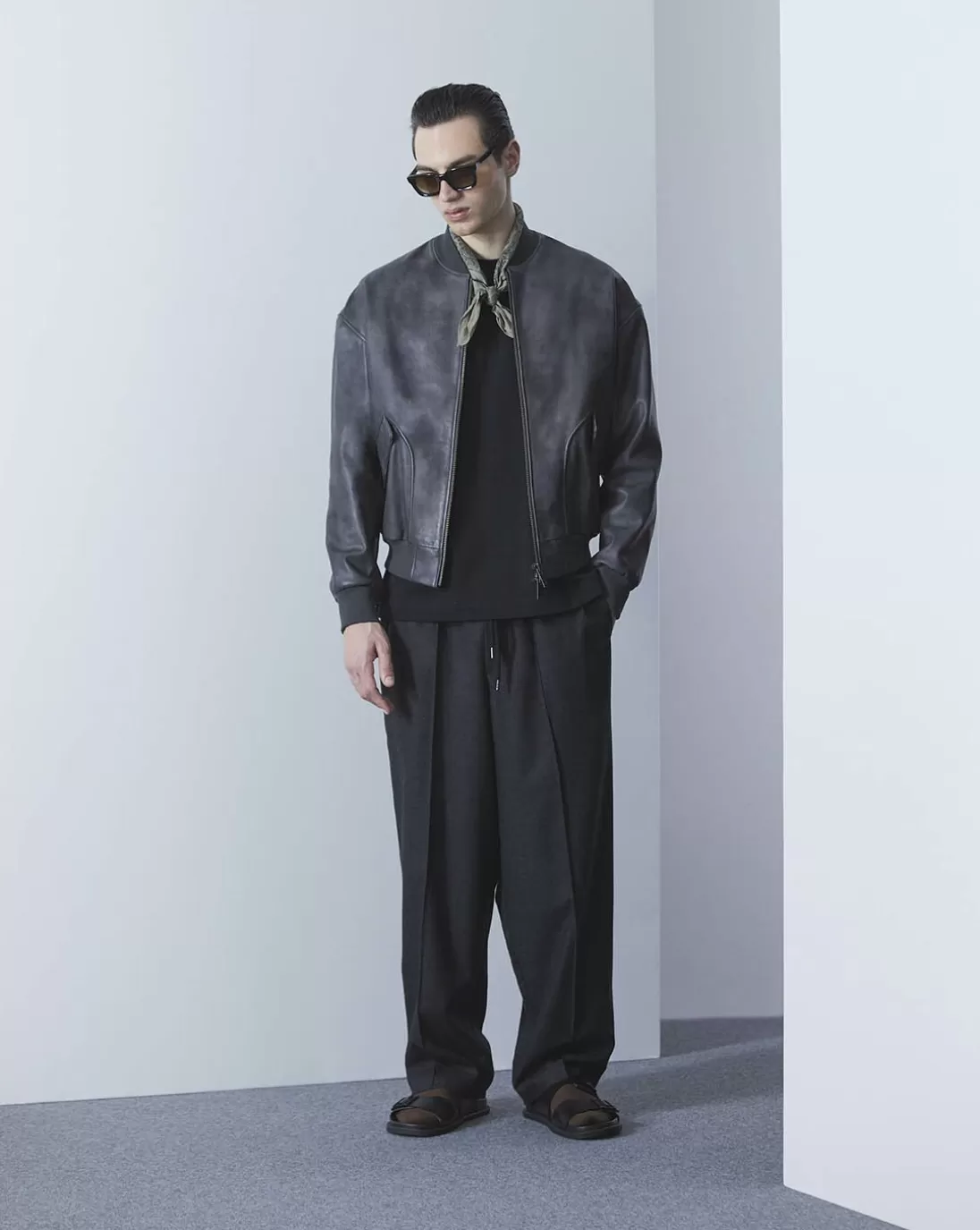 Chevignon Blouson Exclusive Surplus Bleu Blouson Teddy En Cuir De Vachette Brode