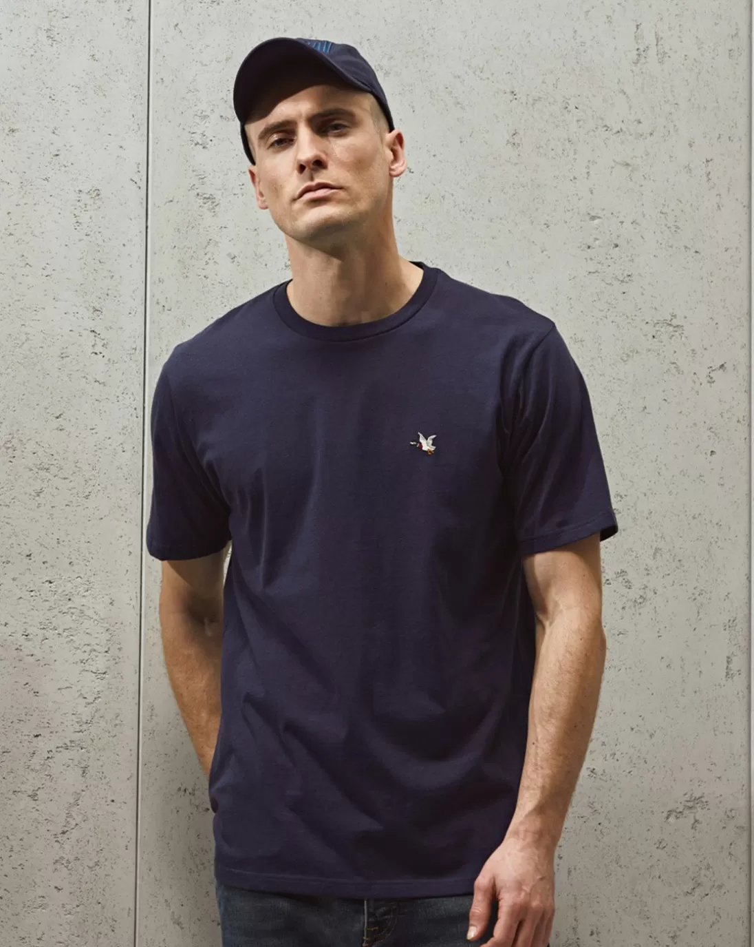 Chevignon T-Shirt T-Togs Bleu Marine T-Shirt Uni Manches Courtes 100% Coton Biologique